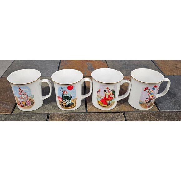 Vintage Clown Lot: Figurines, Plates, Cups - Picture 2 of 9